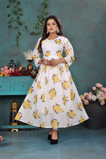 Load image into Gallery viewer, Elegant White Floral Georgette Gown