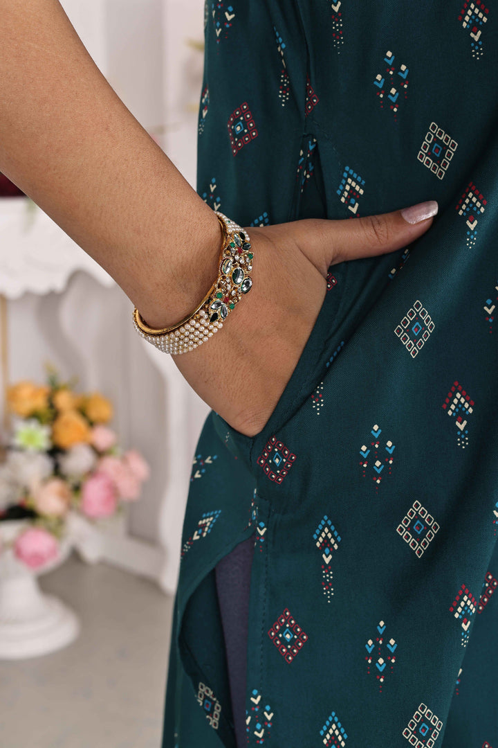 Bottle Green Kurti Elegant Rayon with Diamond Print