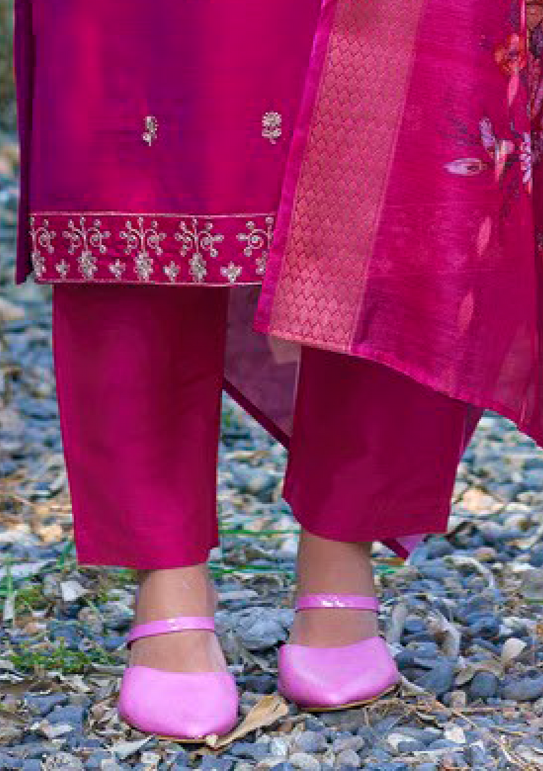 Pink Color Bangalore Silk with Embroidery and Muslin Digital Print Dupatta